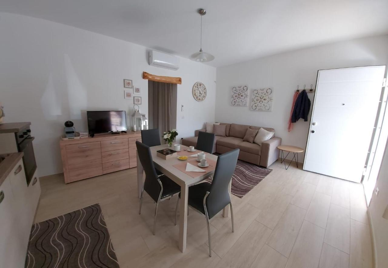 Casa Vacanze Olbia - Alebea - Zewnętrze zdjęcie